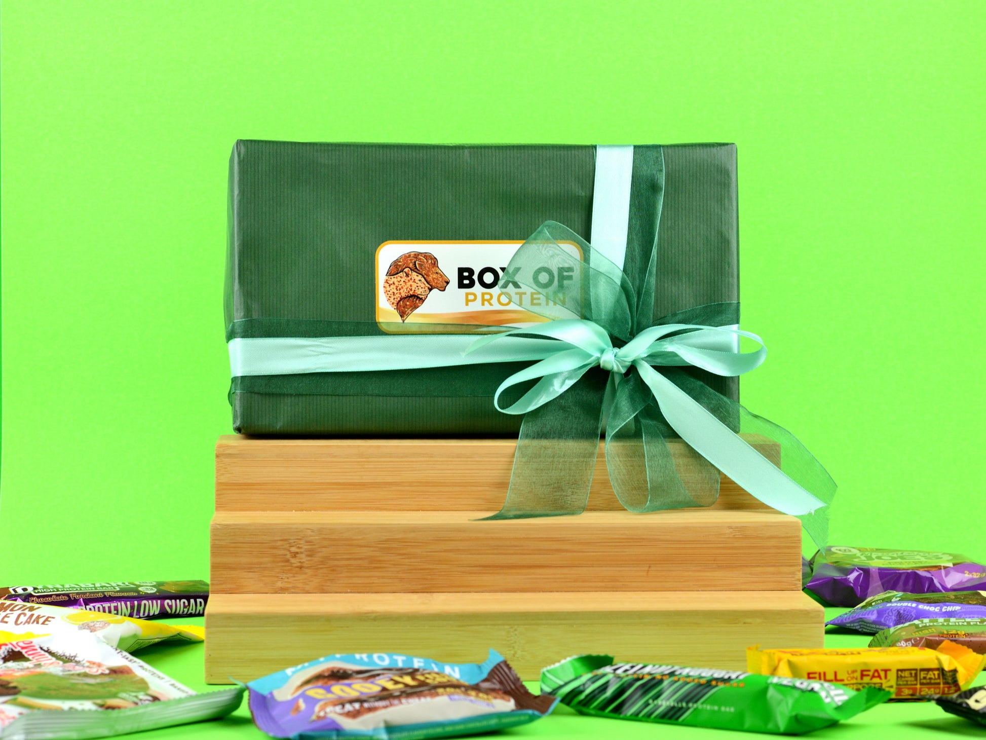 Box Of Protein | Vegan Diet Box | Diet Protein Boxes | Protein Snacks Hamper | Gym Gift Snacks | Battle Bites, Battle Oats, Barbells, ON Optimum Nutrition, MyProtein, Barebells, MyProtein, Boostball, Keto Keto, Yummo;s, Mountain Joe | Ribbons | Gift Wrapping | Gift Box